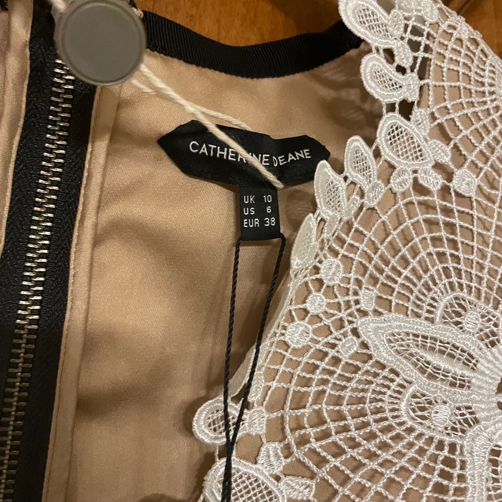 Catherine Deane White Lace Maxi Dress - Picture 5 of 5